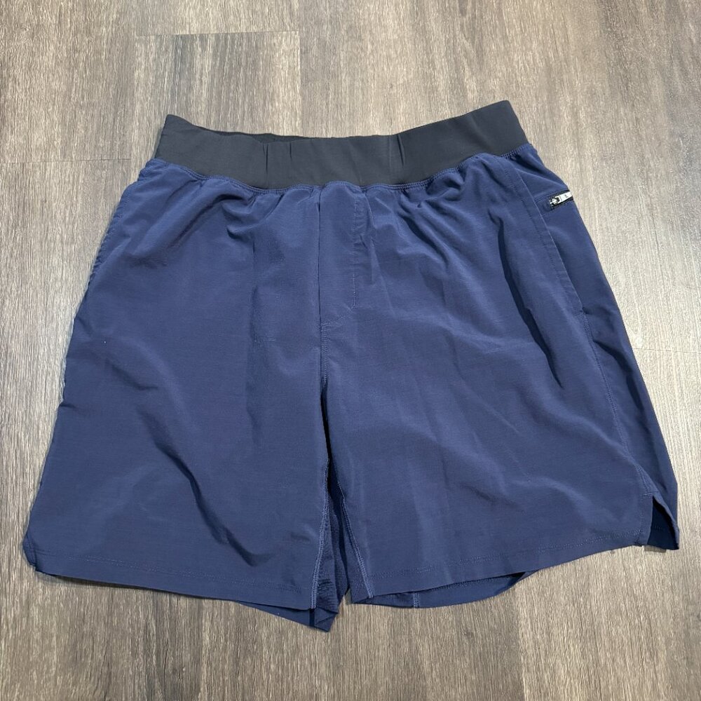 7 pair Fabletics Men's Shorts - Size Large - 7 inch inseam unlined - Picture 7 of 7